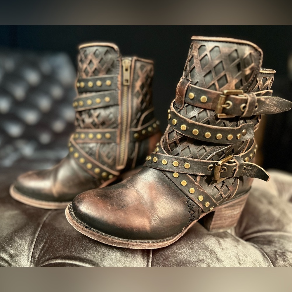 Freebird Cato boots